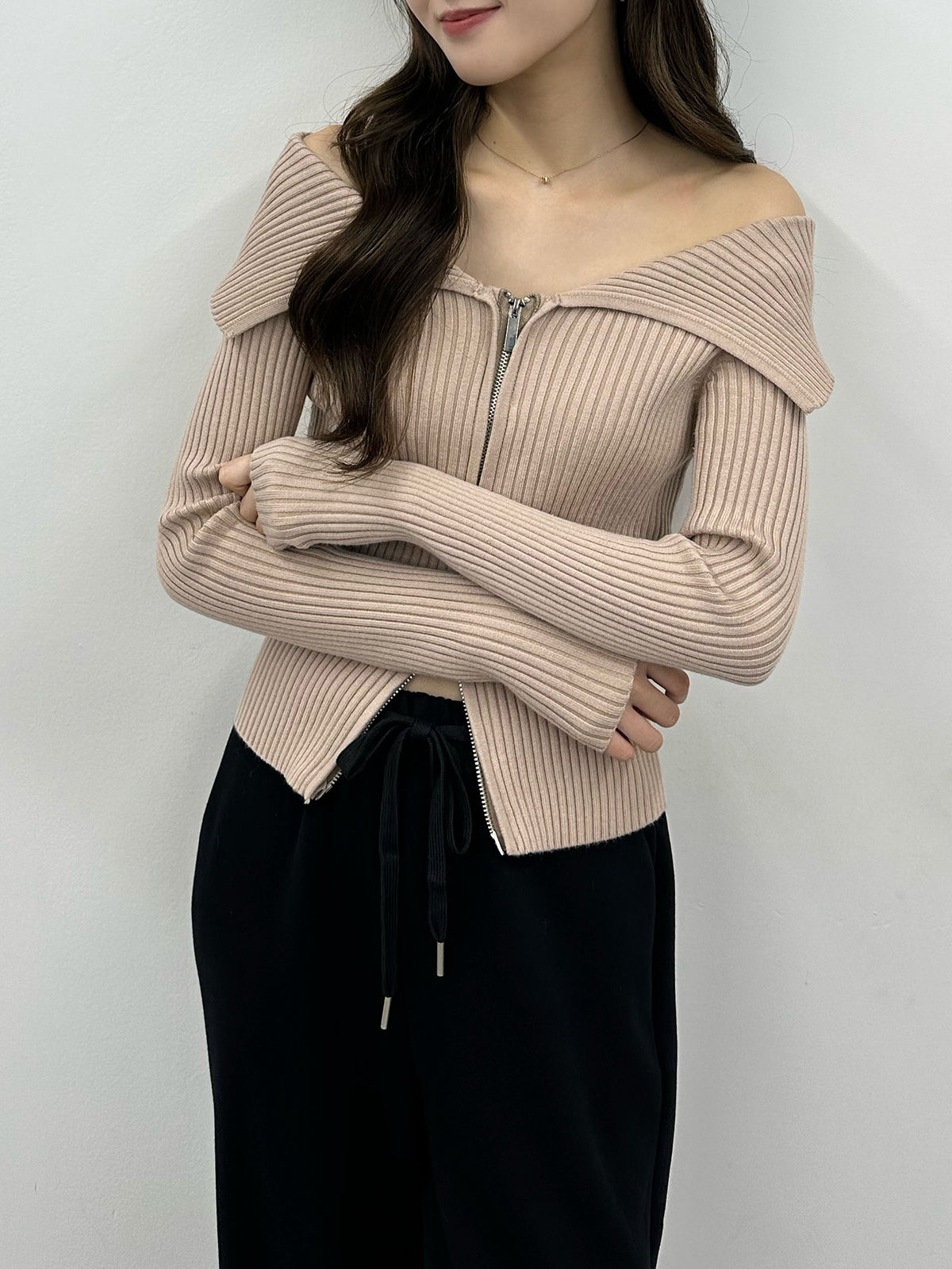 Zip-up rib knit top