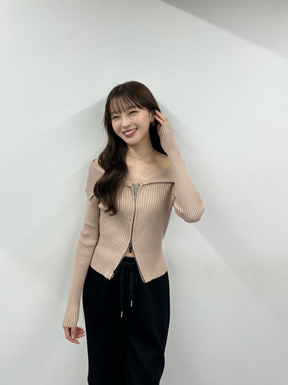 Zip-up rib knit top