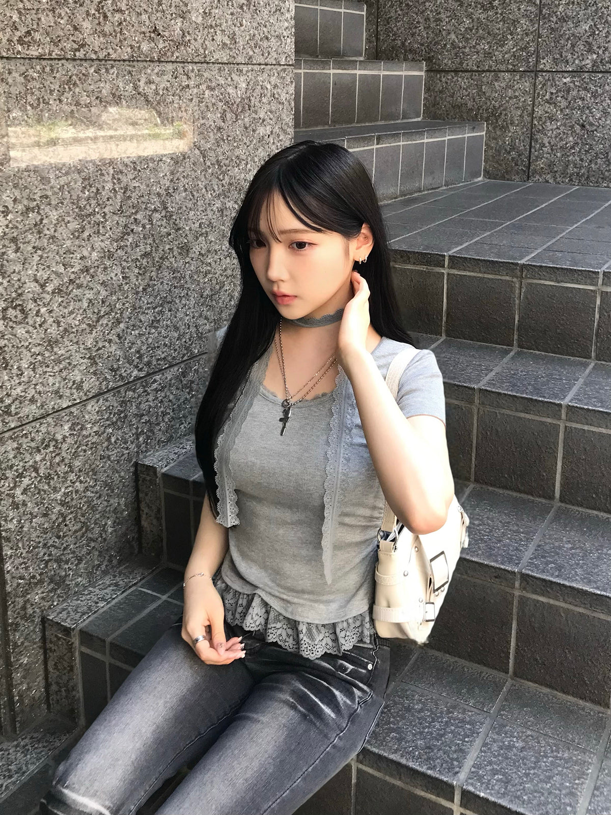 サイドギャザーレースタイカットソー
