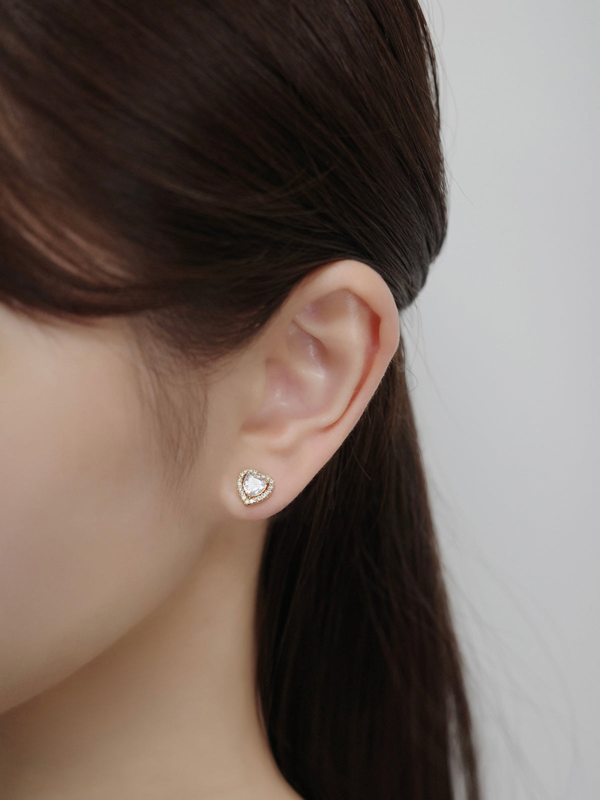 クリスタルハートマグネットピアス