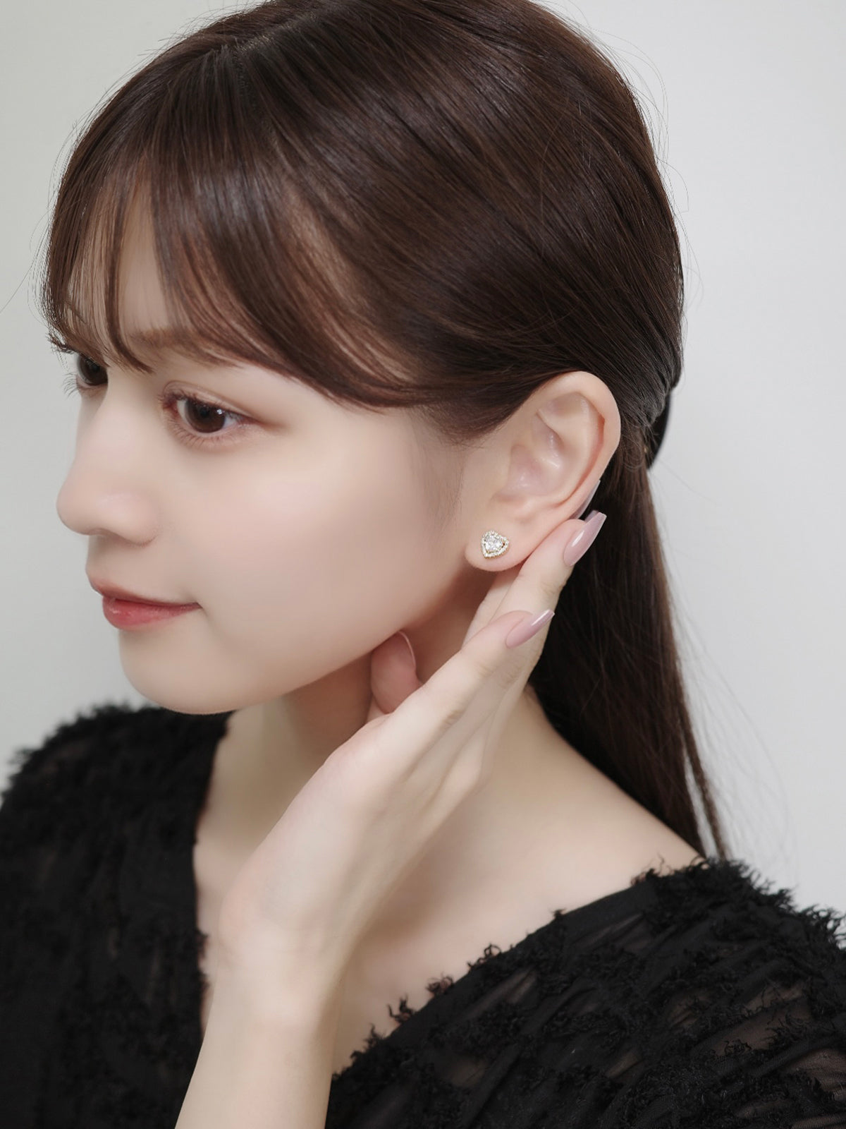 クリスタルハートマグネットピアス