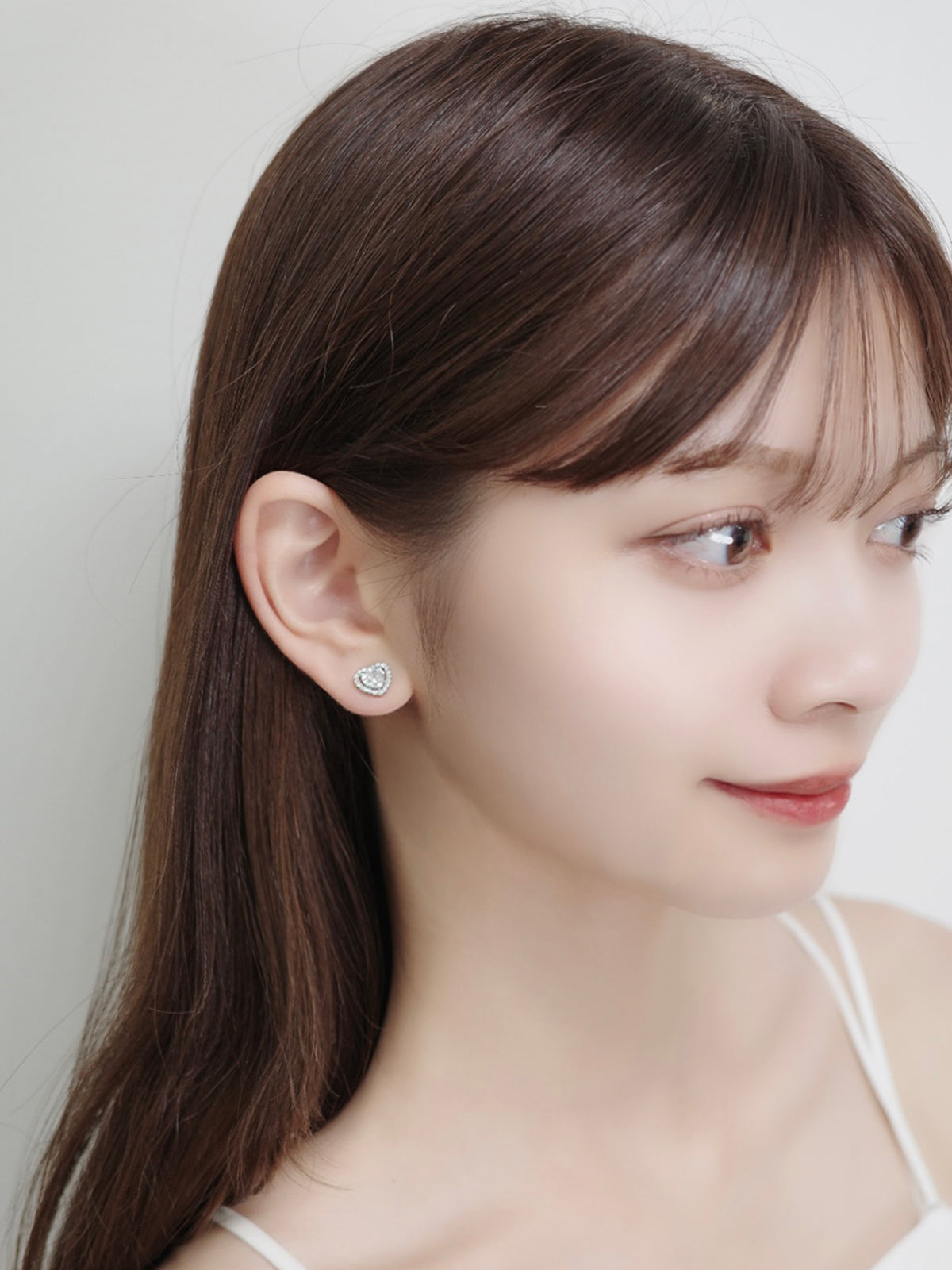 クリスタルハートマグネットピアス