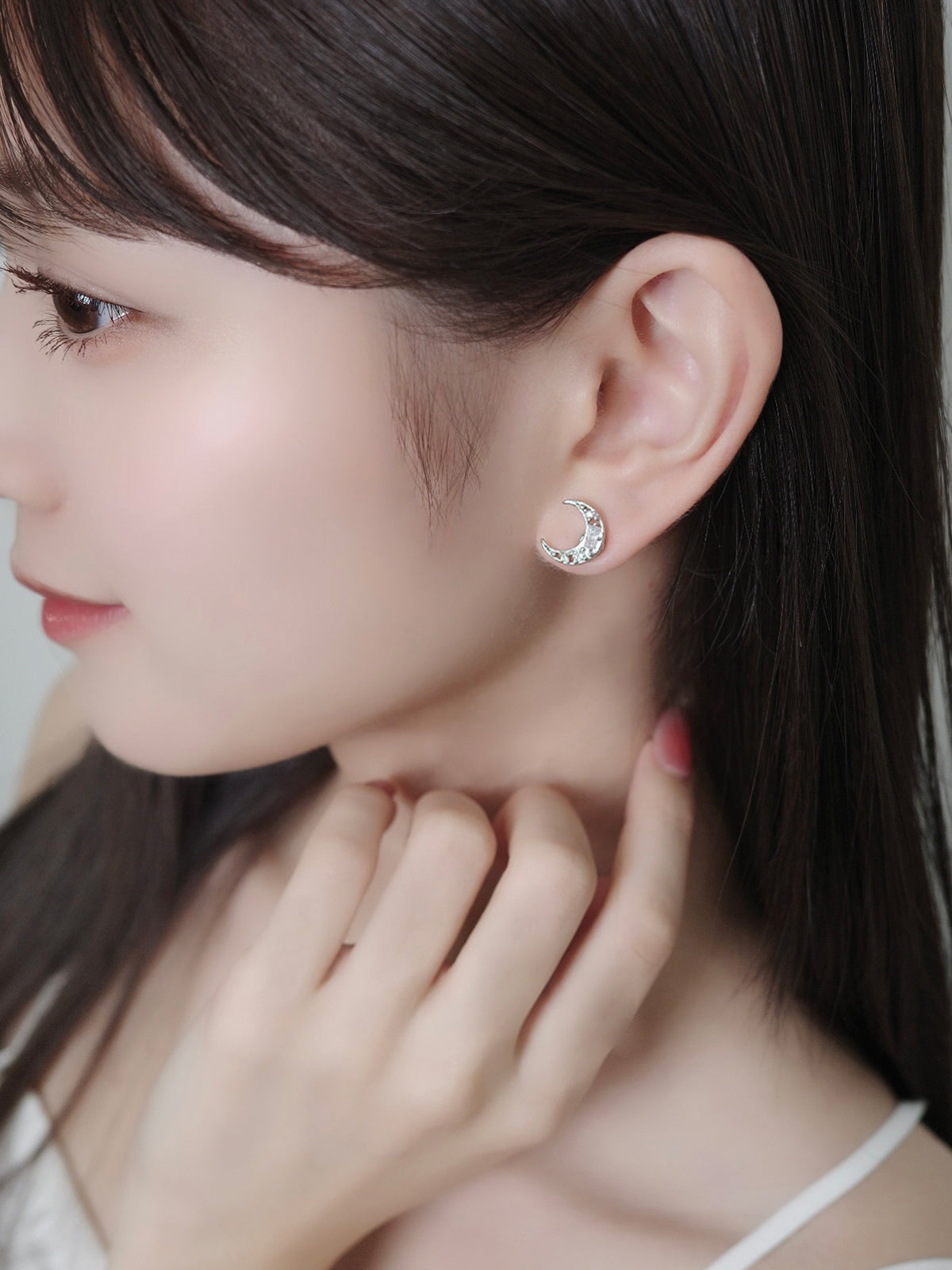 ムーンライトマグネットピアス