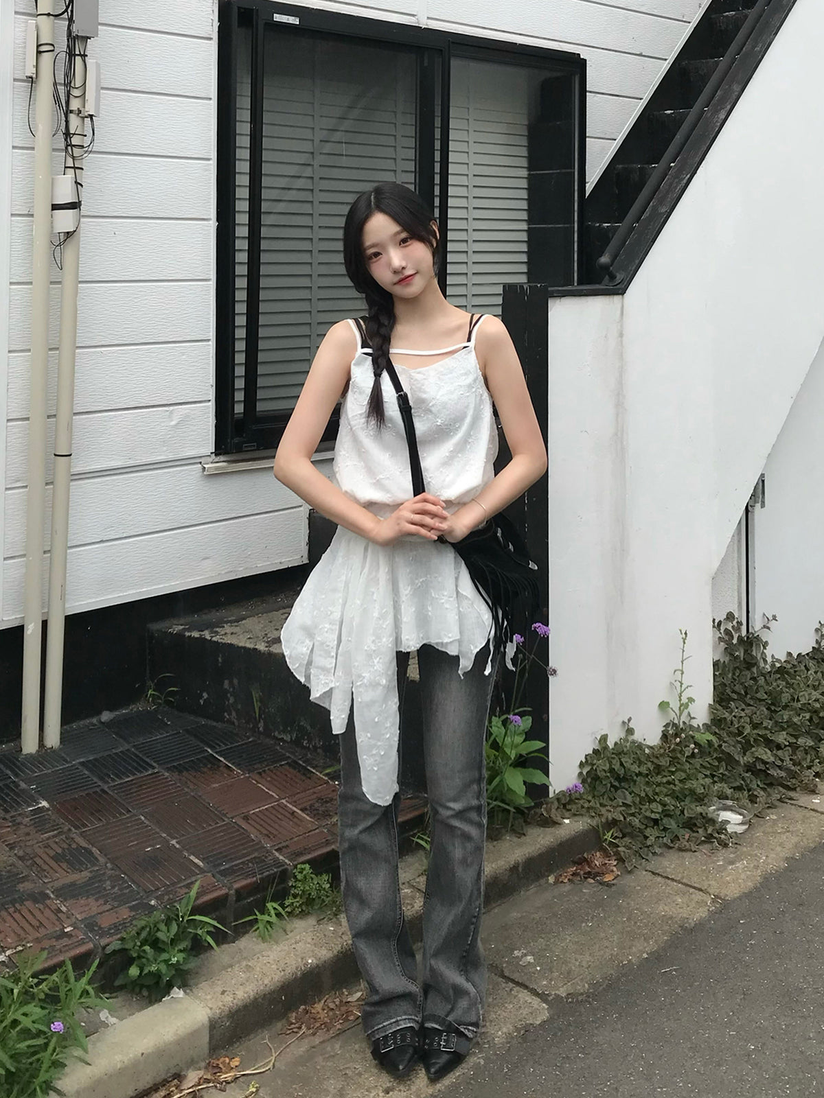 フラワーエンブロイダリーラップワンピース