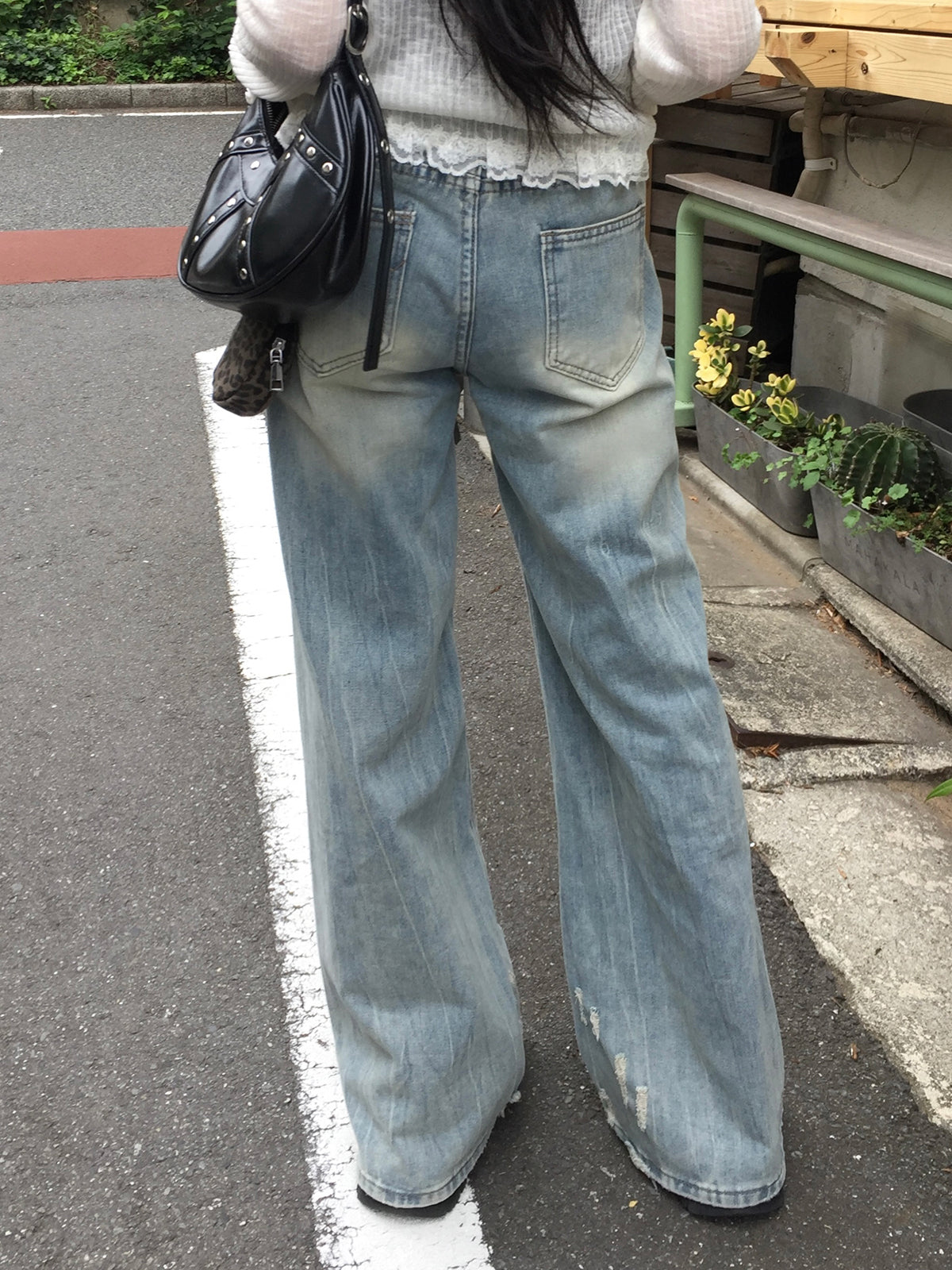 ダメージスクラッチデニムパンツ