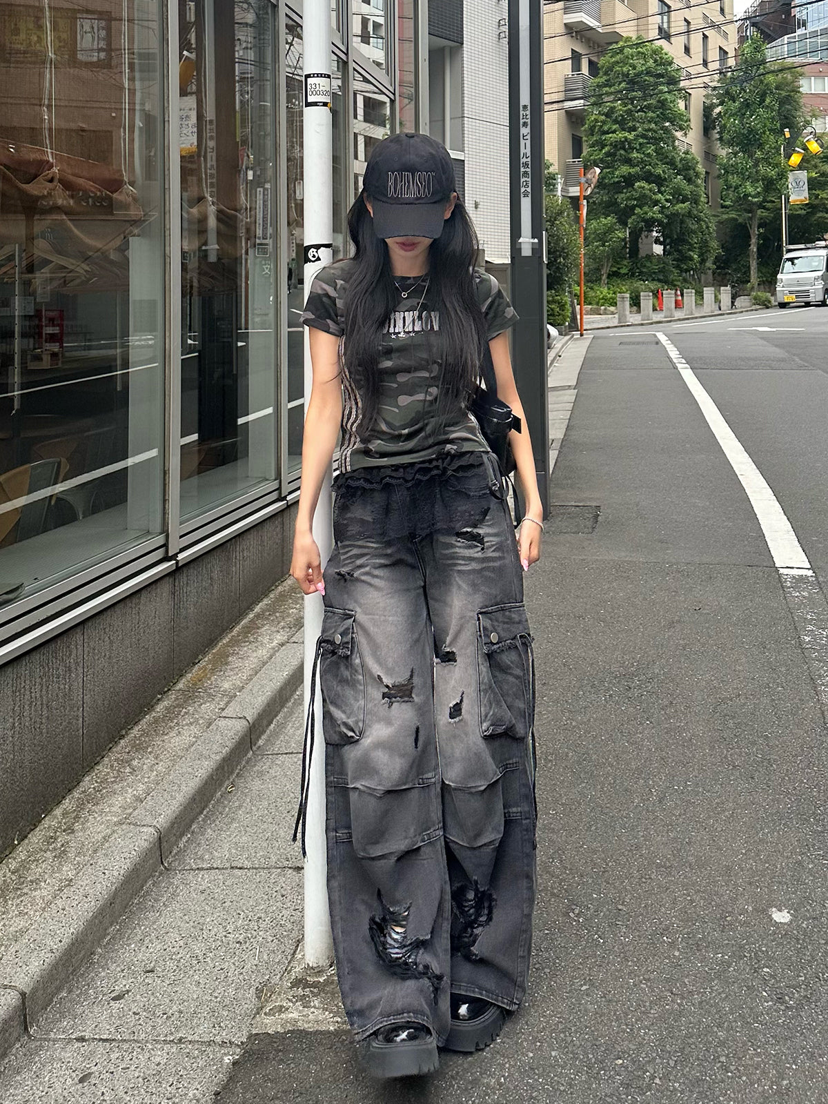ダメージブラックレースセットデニムパンツ
