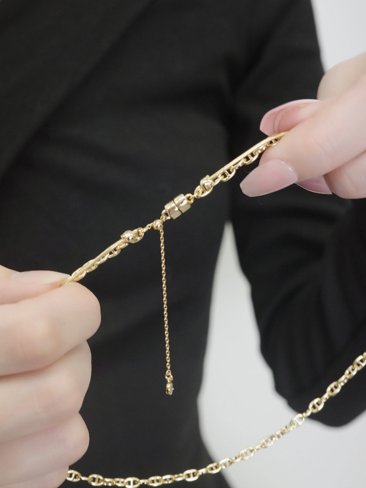 ダブルスネークチェーンネックレス