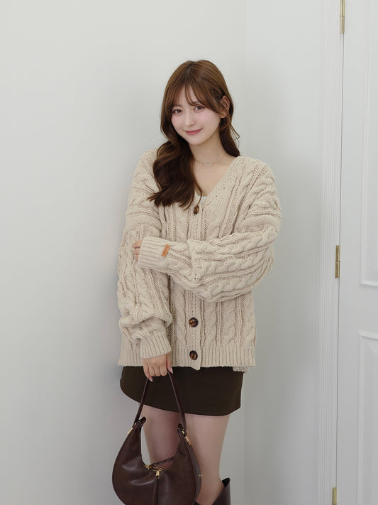 ケーブルニットルーズカーディガン