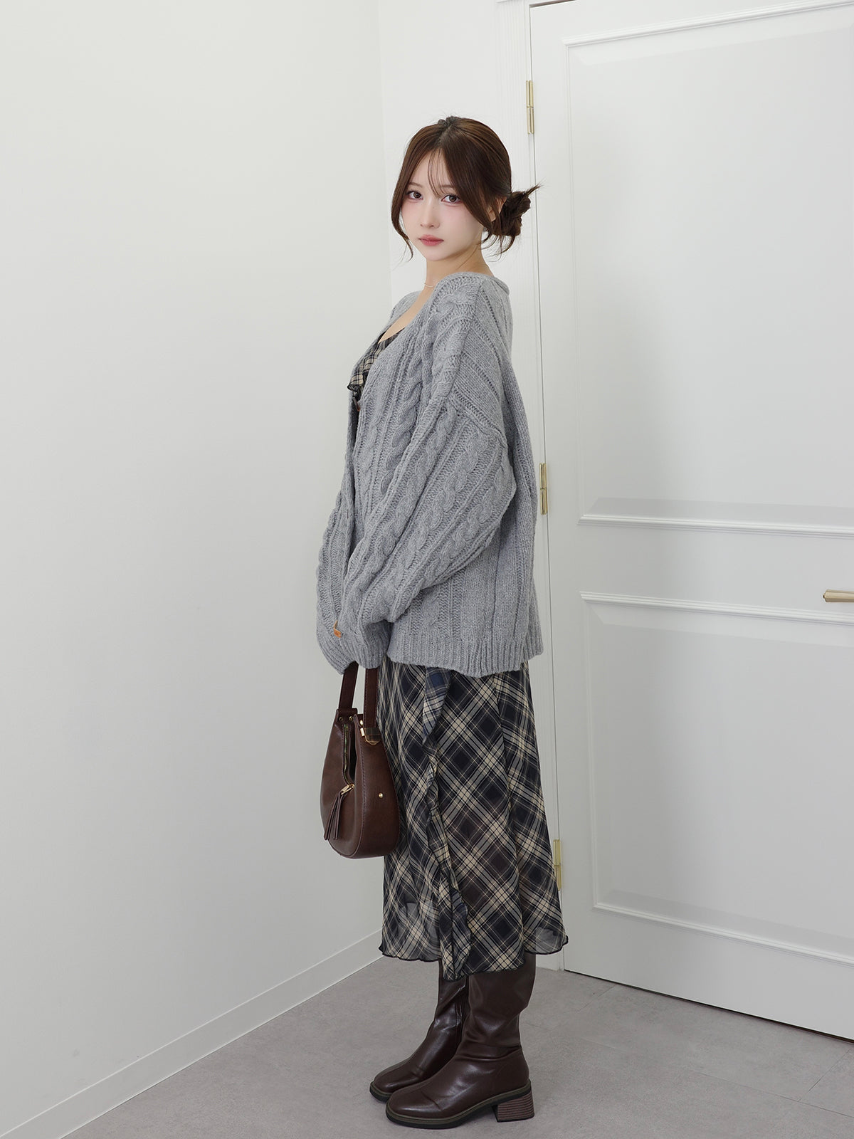 ケーブルニットルーズカーディガン