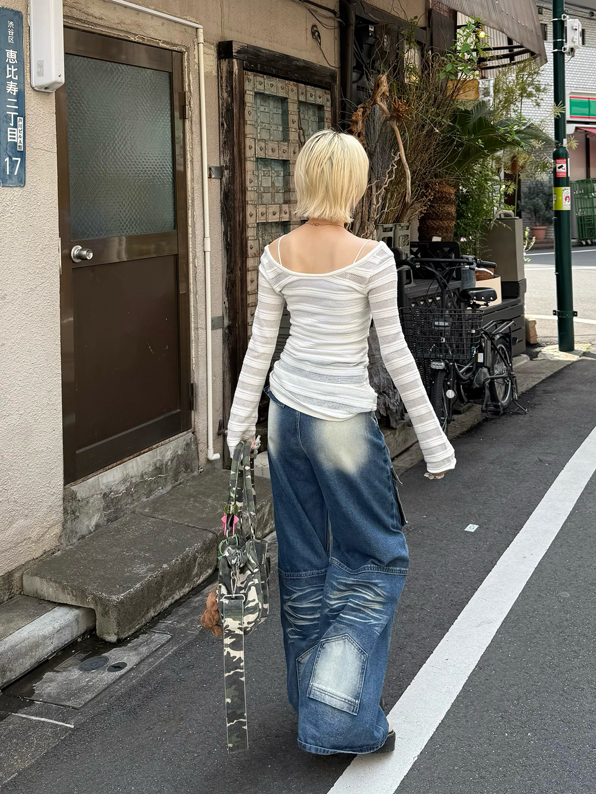 ブルーウォッシュポケットデニムパンツ