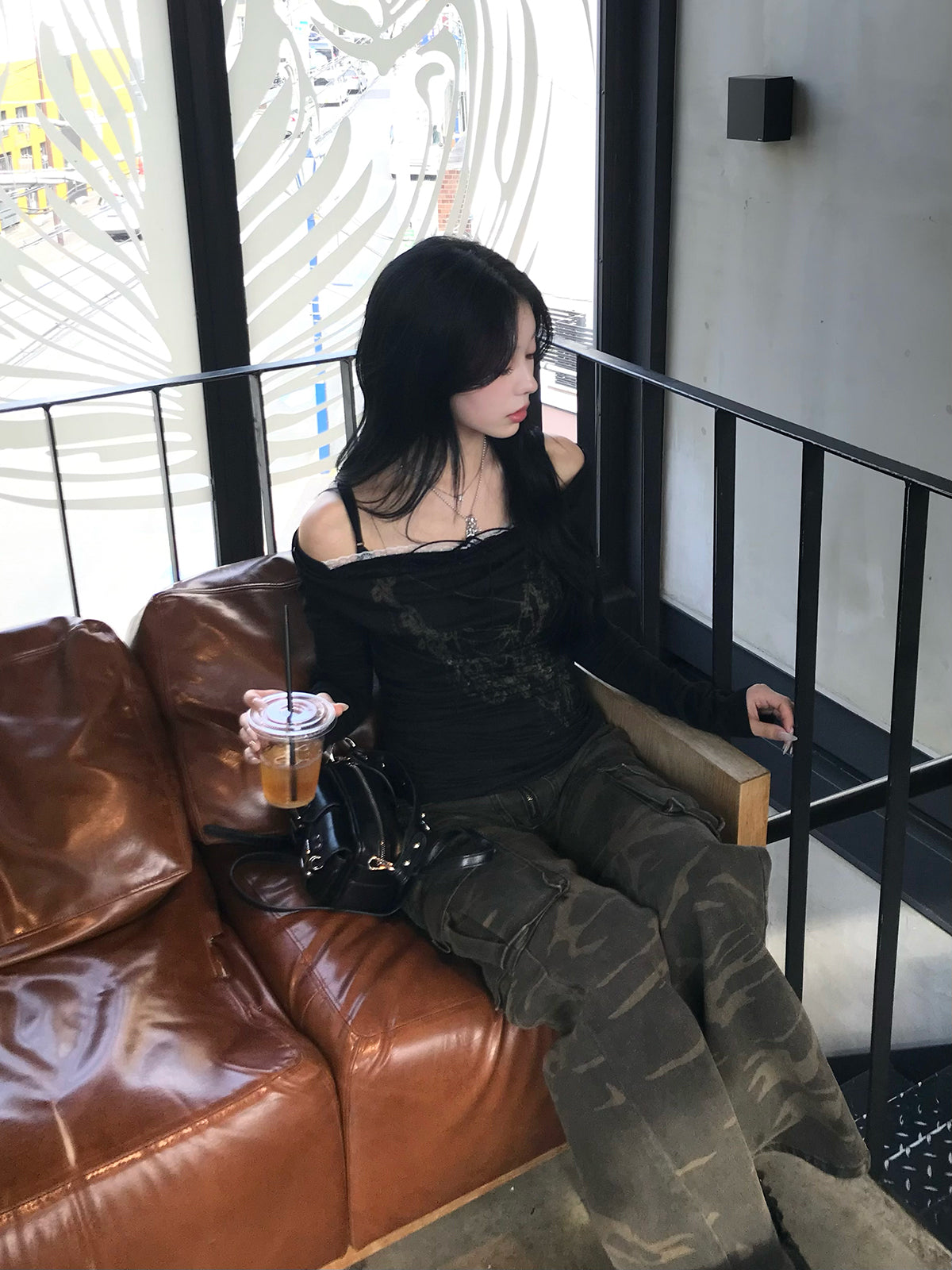 Chain Print Lace Docking Cut Sew