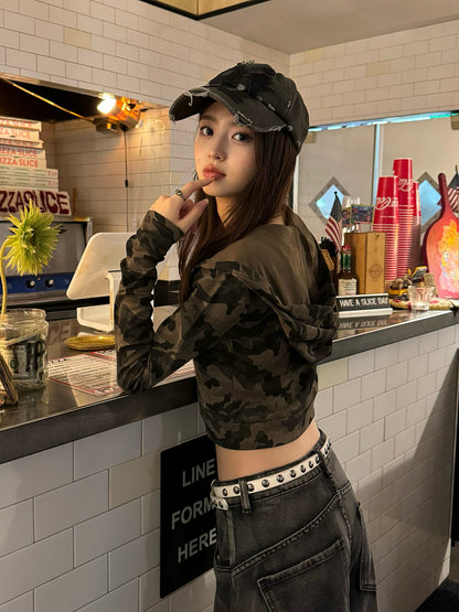 カモフラージュクロップドパーカー