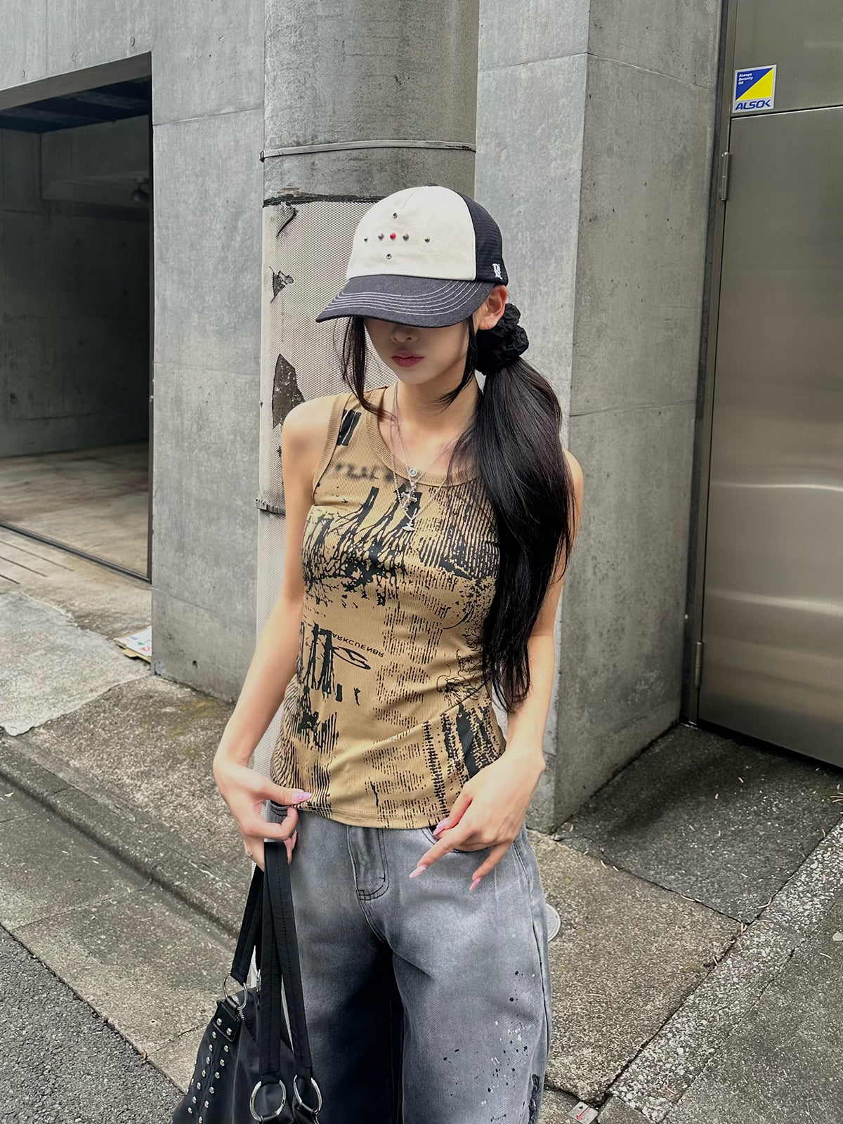 ランダムインクリブタンクトップ