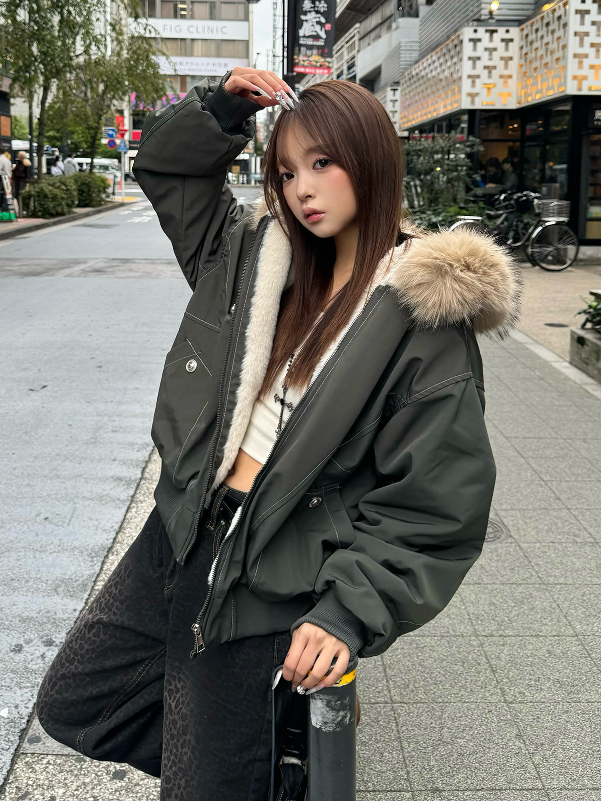 ステッチラインボリュームブルゾン