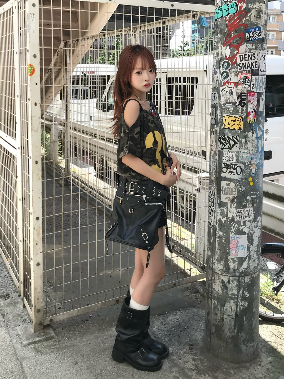 カモフラダメージワンショルTシャツ