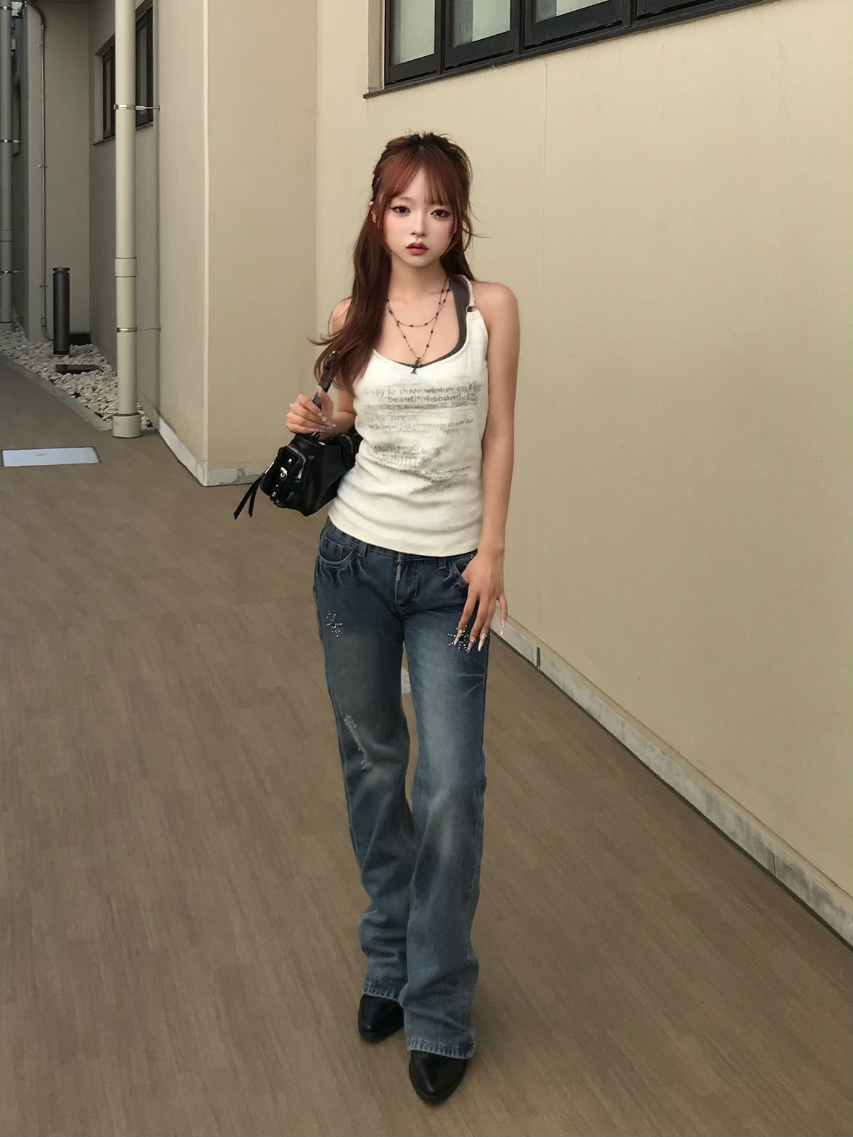 ローライズストーンセミフレアデニムパンツ