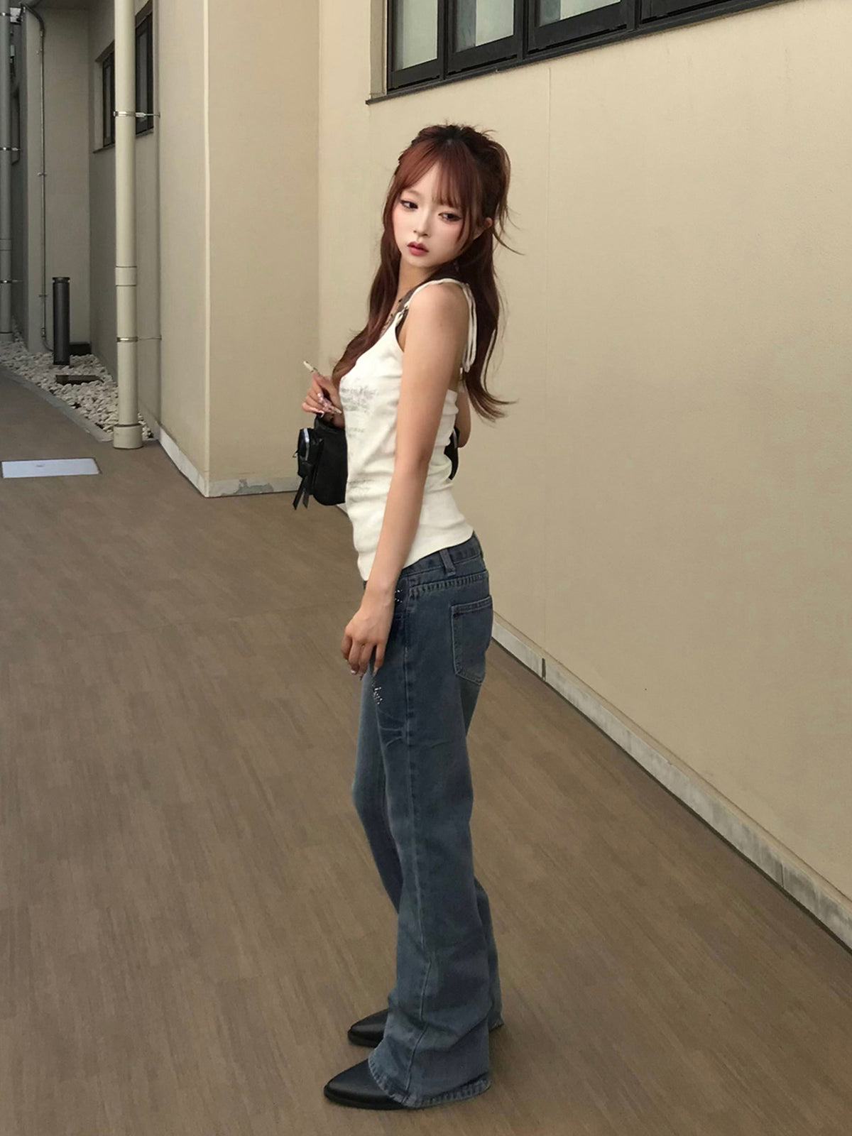 ローライズストーンセミフレアデニムパンツ