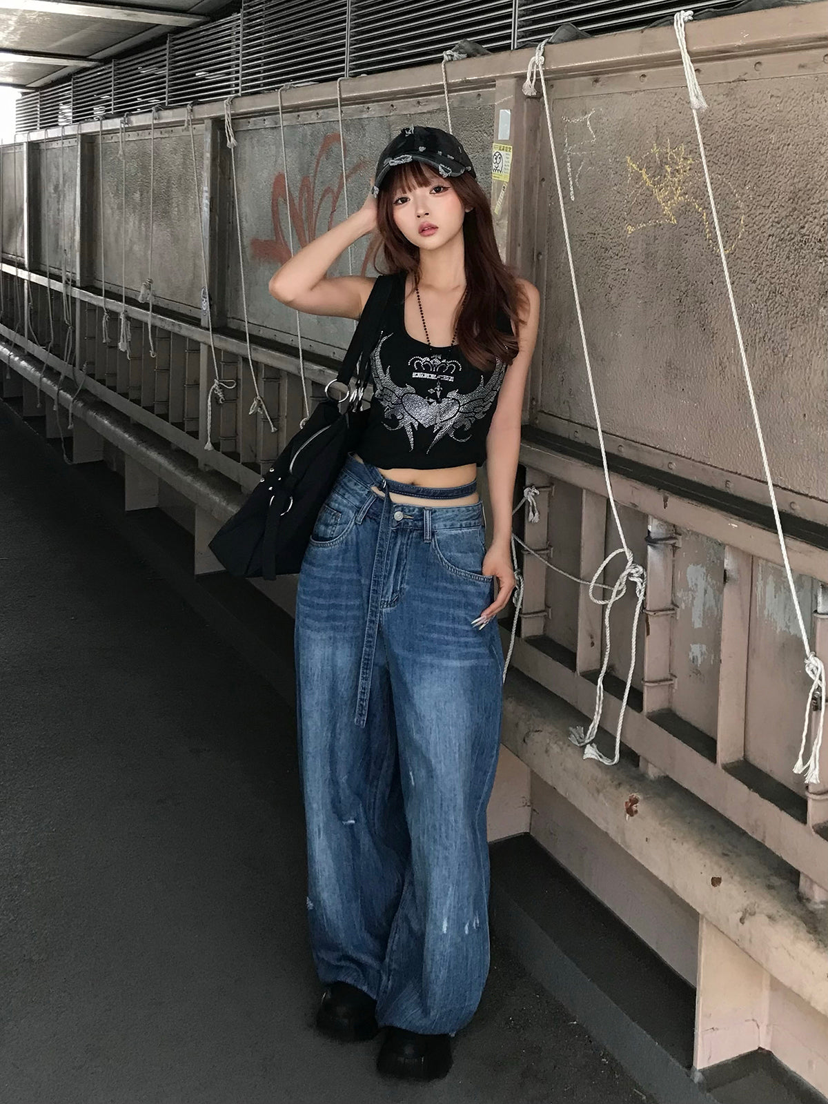 ウエストカットベルトデニムパンツ