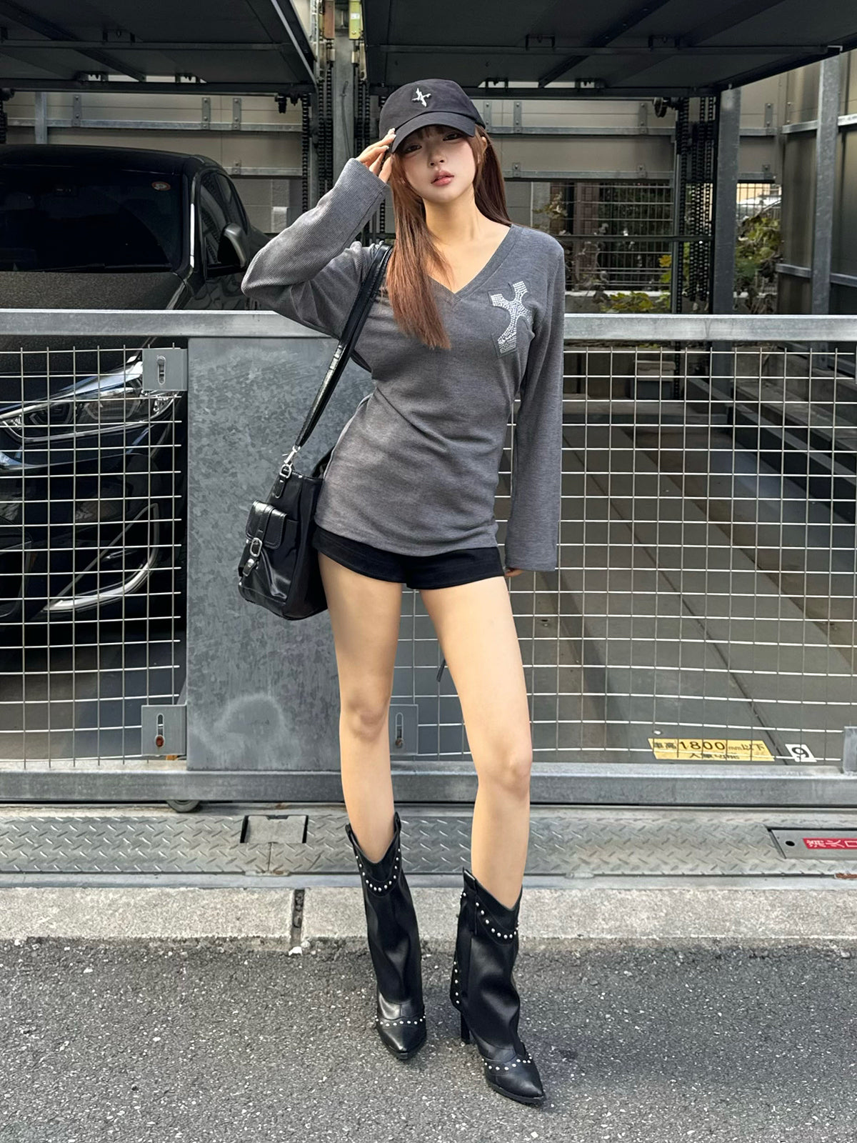 ウエストリボンクロスVネックカットソー