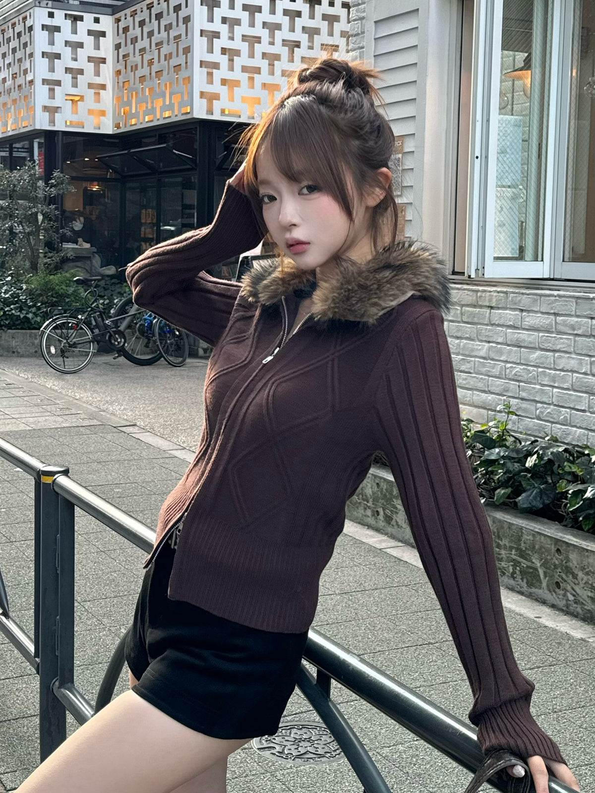 ファータッチカラーダブルジップニット