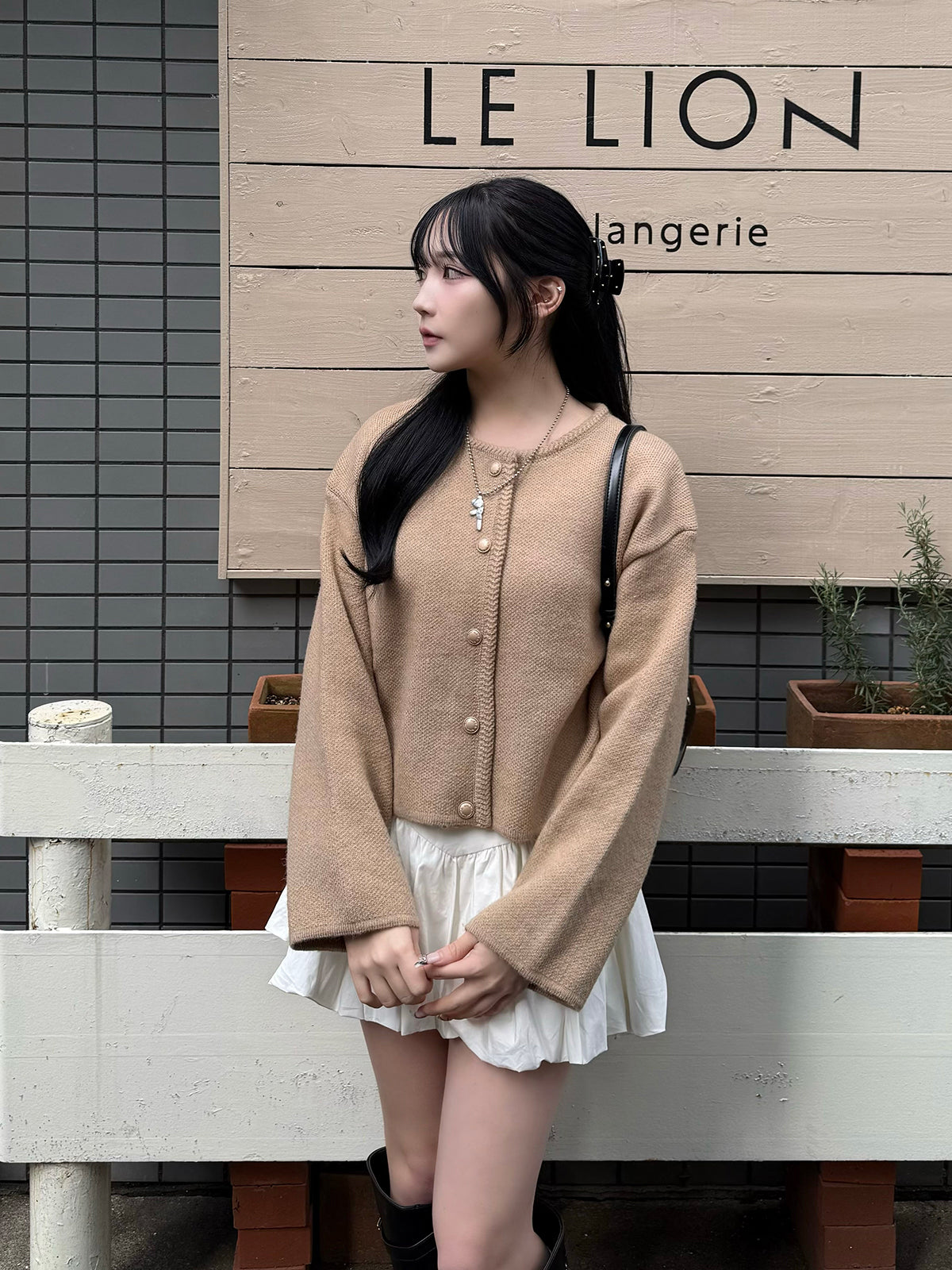 라운드넥 버튼 가디건