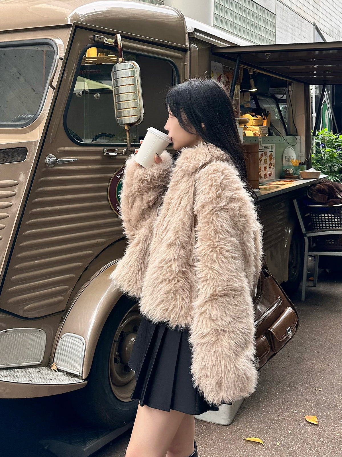 Fur-like zip coat