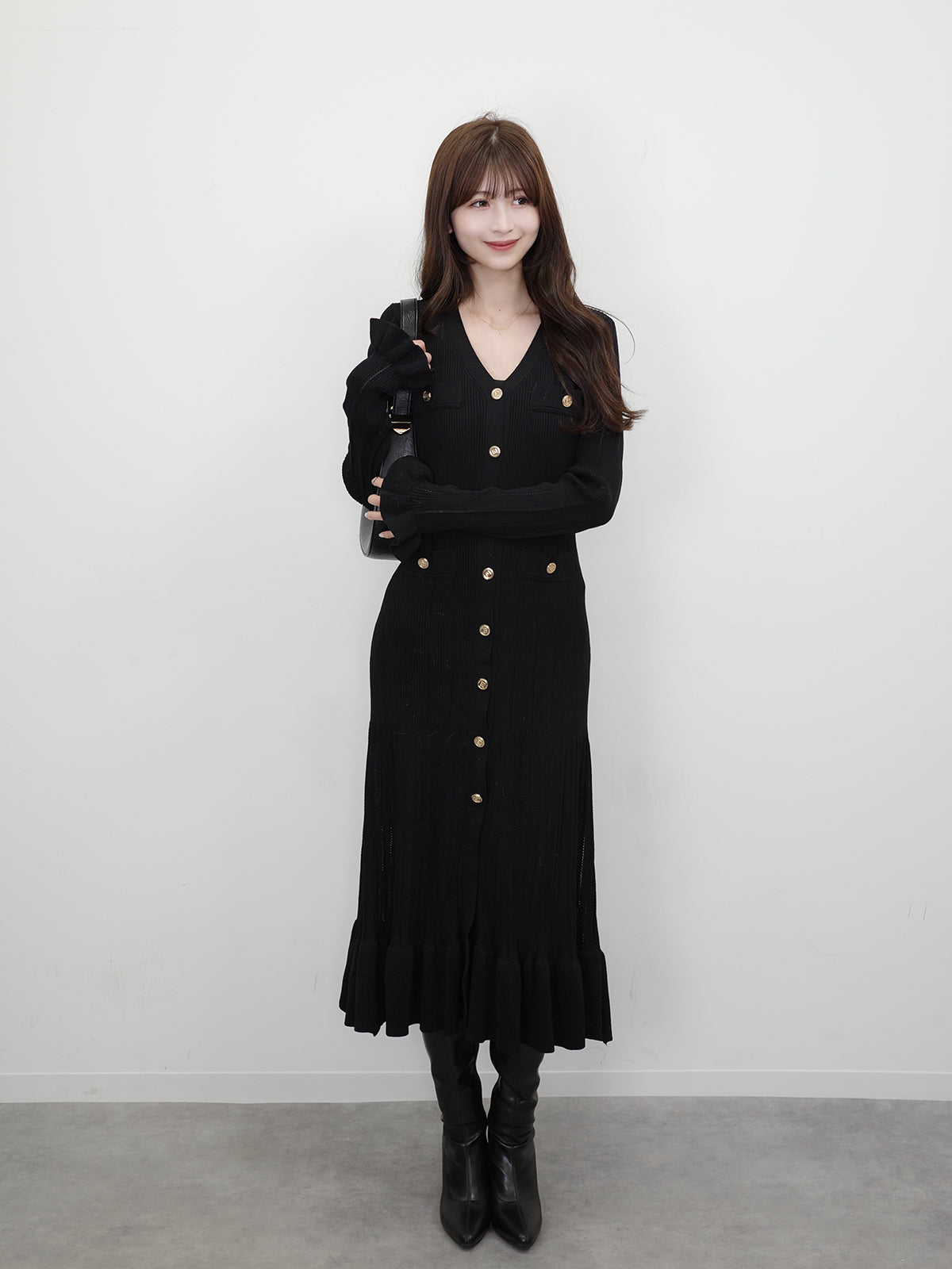 ゴールドボタンリブニットワンピース