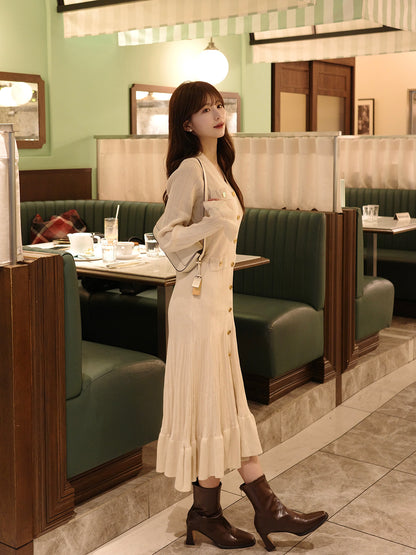 ゴールドボタンリブニットワンピース