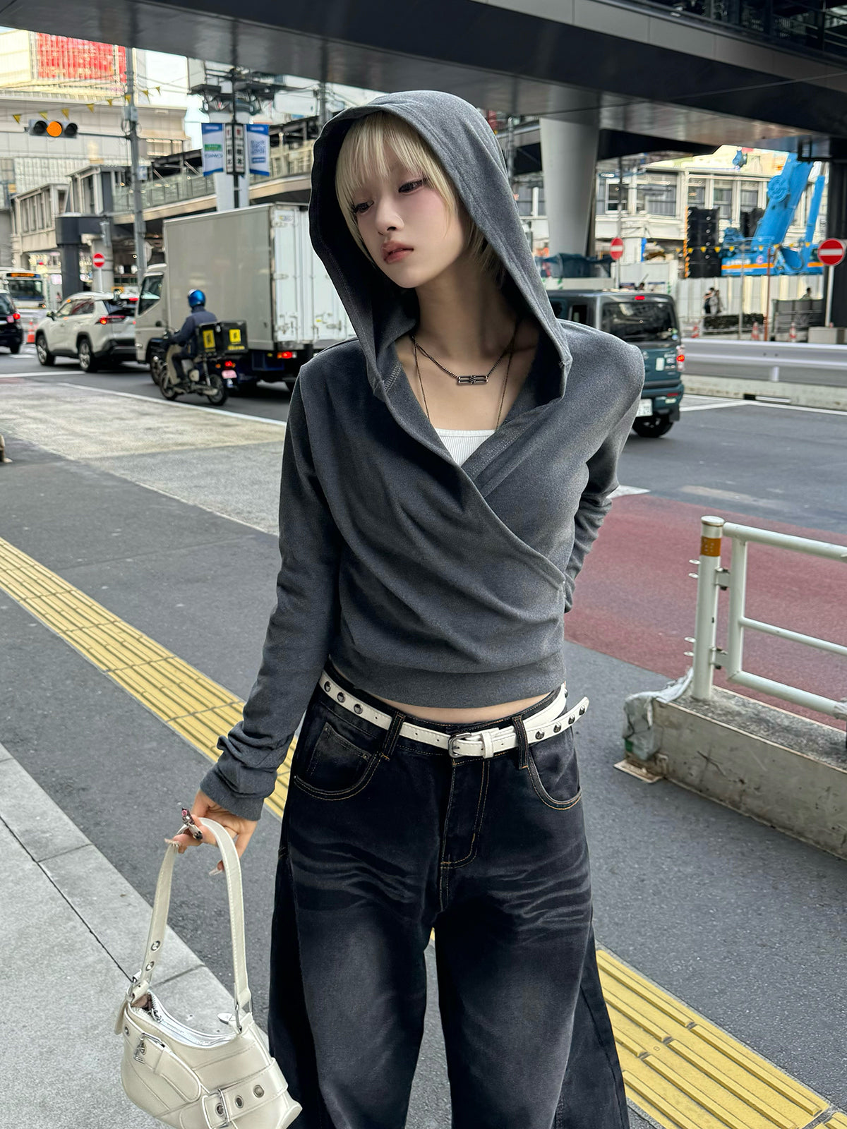 カシュクールフーディークロップドカットソー