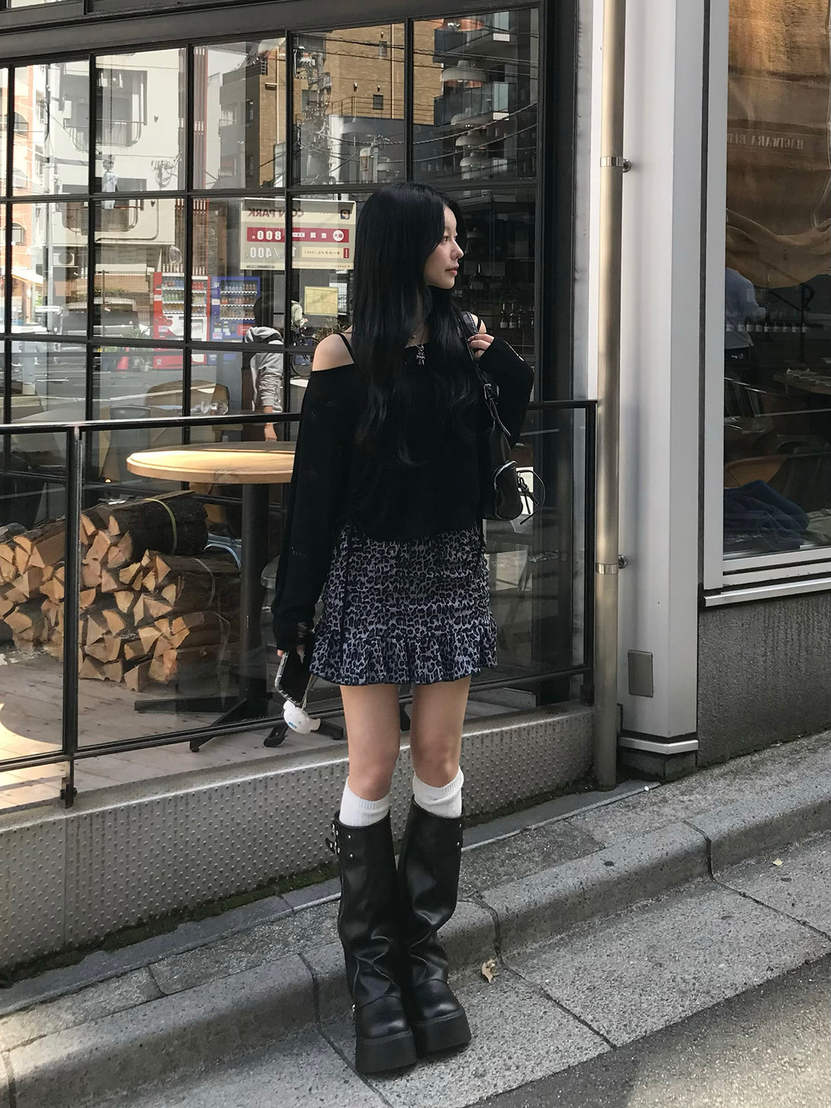 シャーリングレオパードミニスカート
