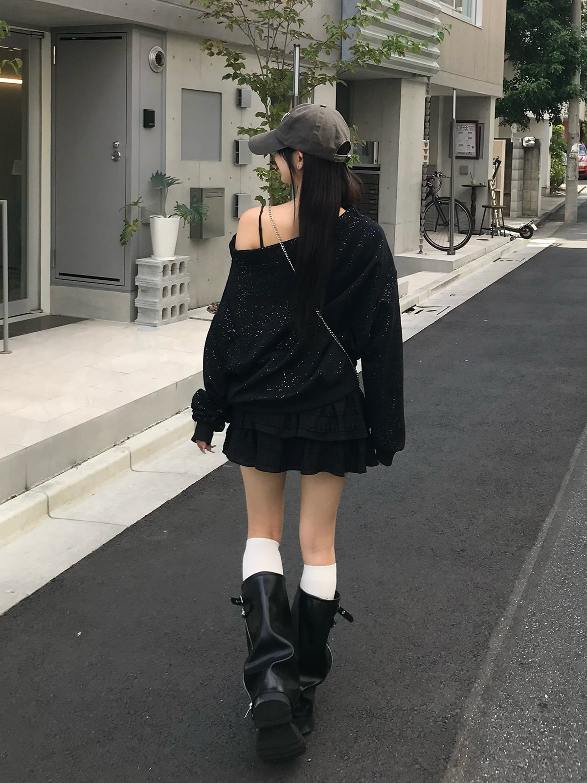 スタッズグリッタースウェット