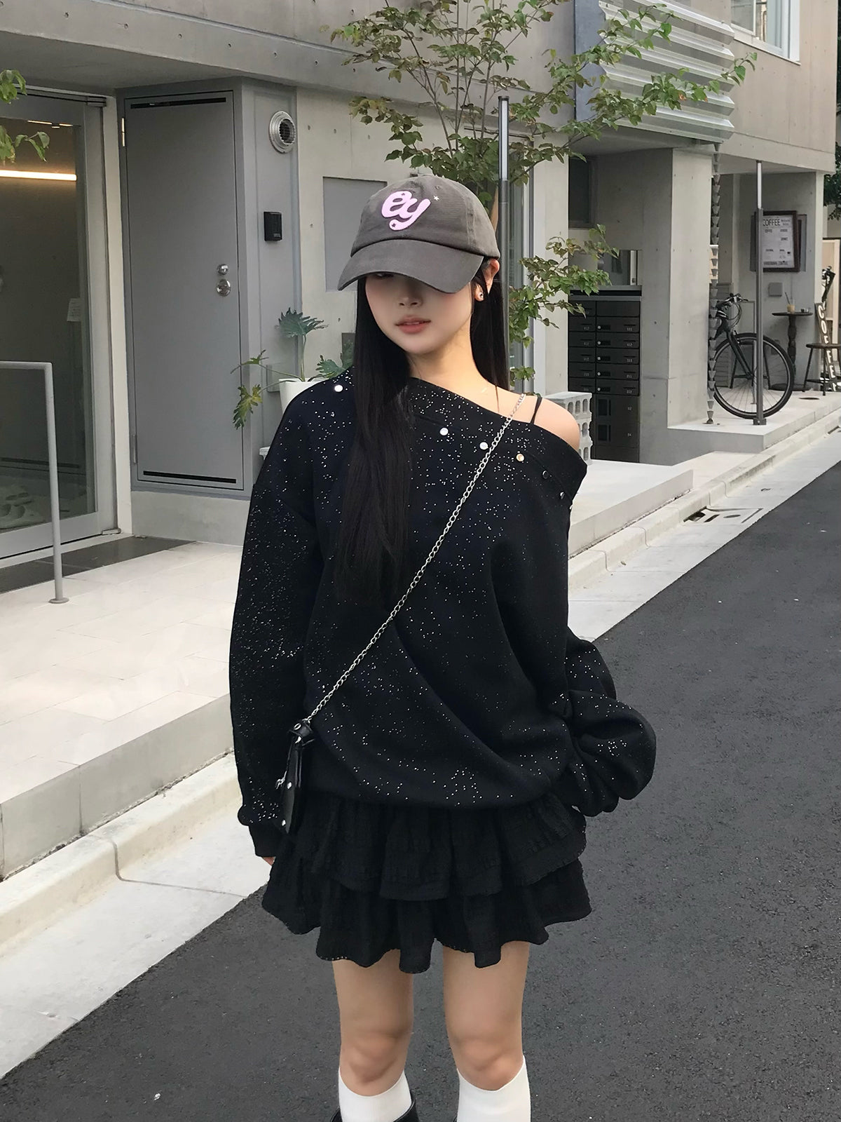 スタッズグリッタースウェット