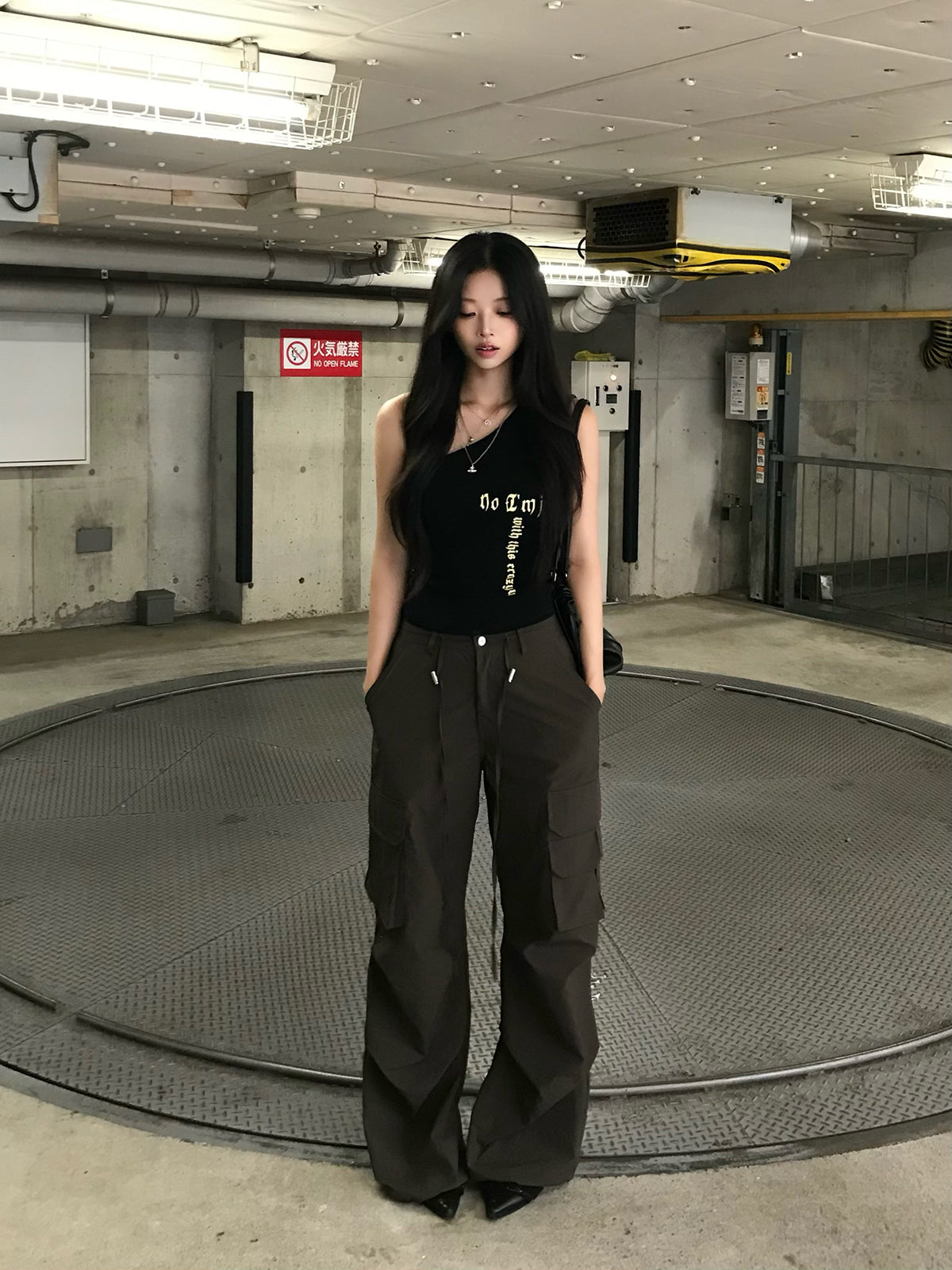 ナイロンカーゴパンツ