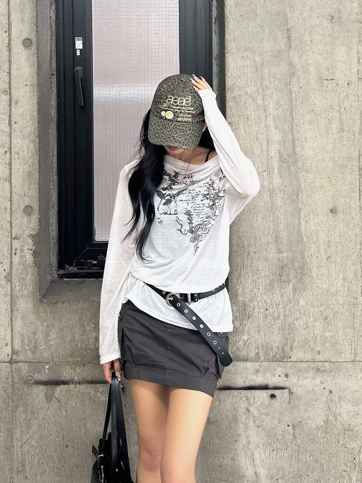 グラフィックシアーカットソー