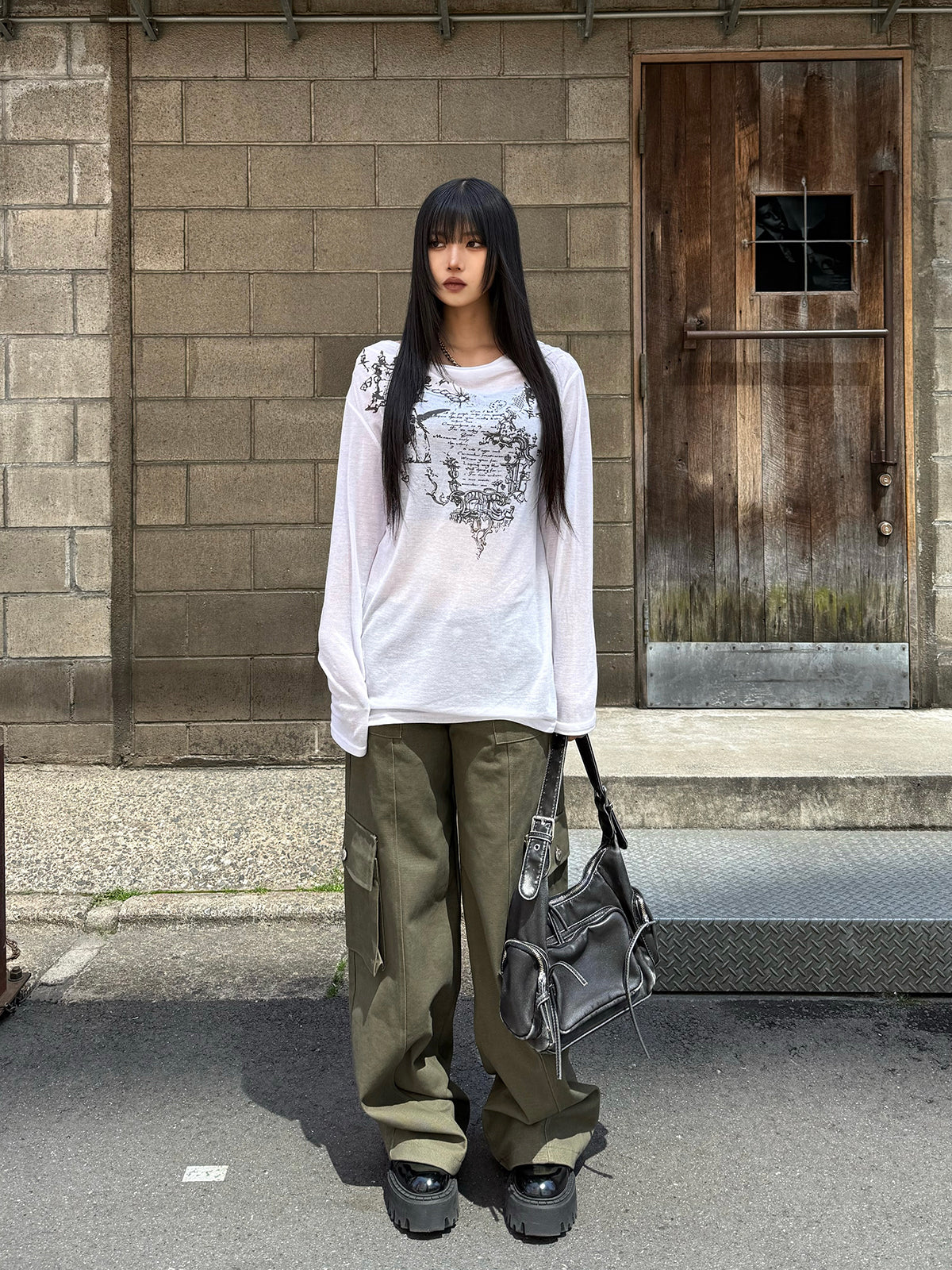 グラフィックシアーカットソー