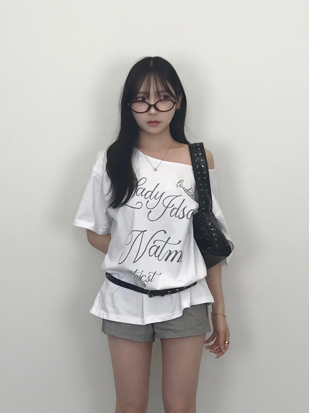 オーバーサイズレタリングTシャツ