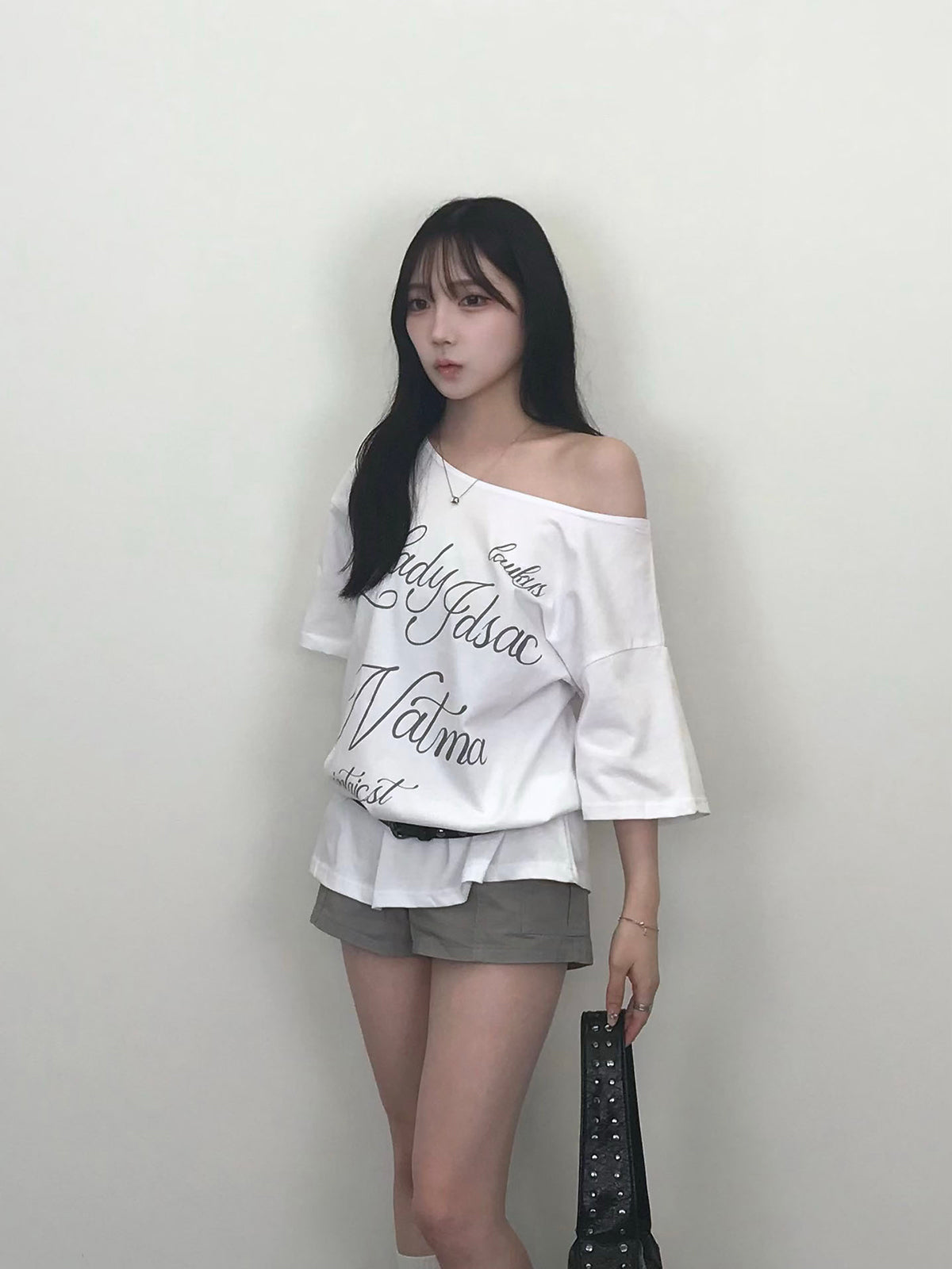 オーバーサイズレタリングTシャツ