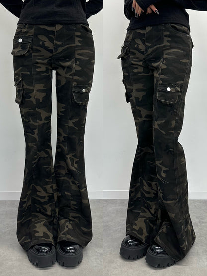 カモフラージュフレアデニムパンツ