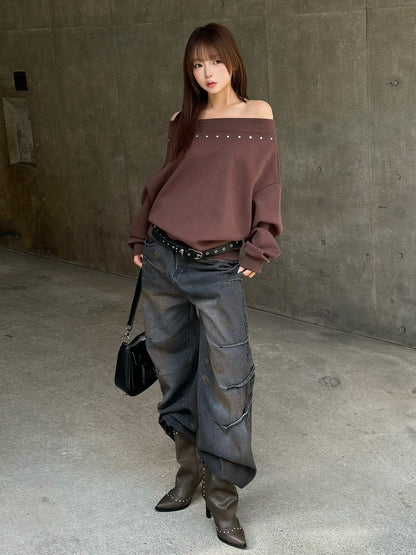 スタッズオフショルスウェット