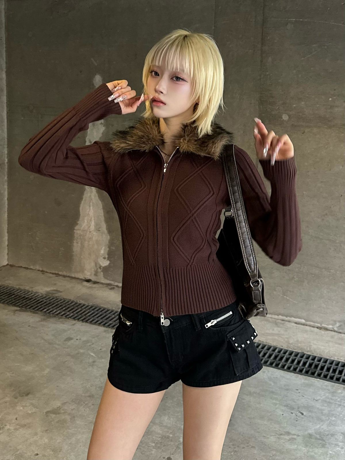 ファータッチカラーダブルジップニット