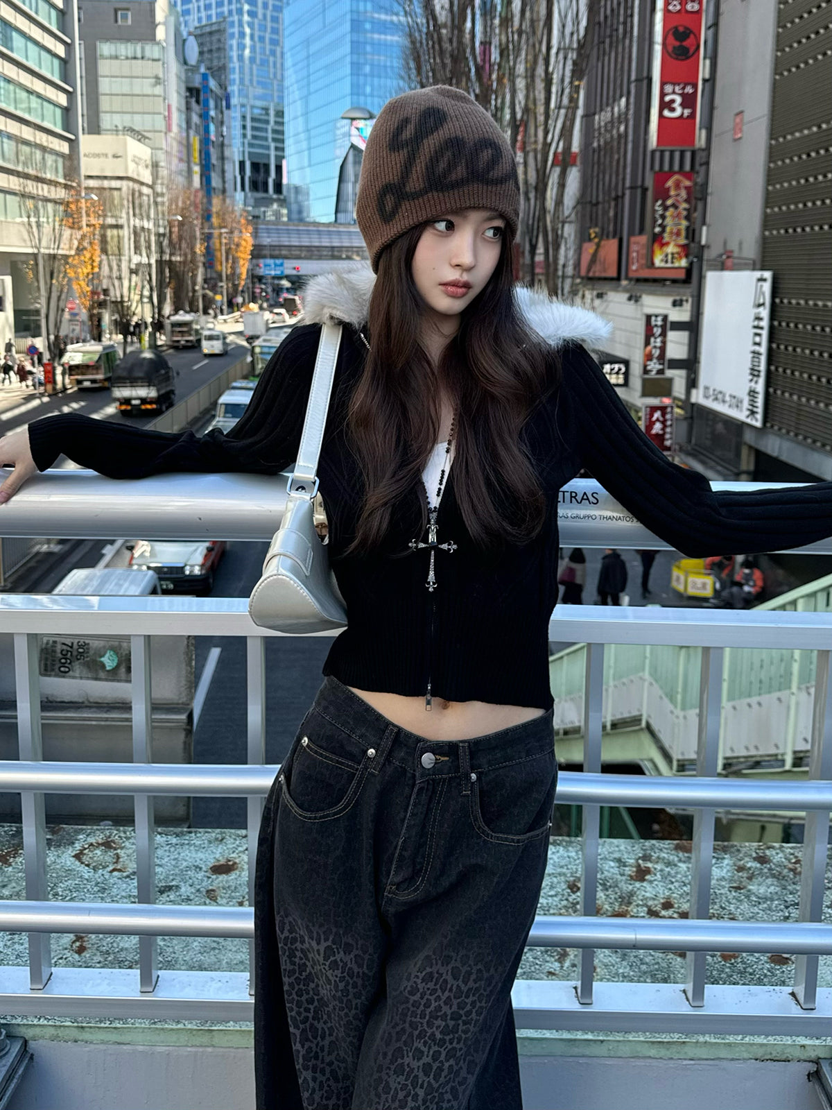 ファータッチカラーダブルジップニット