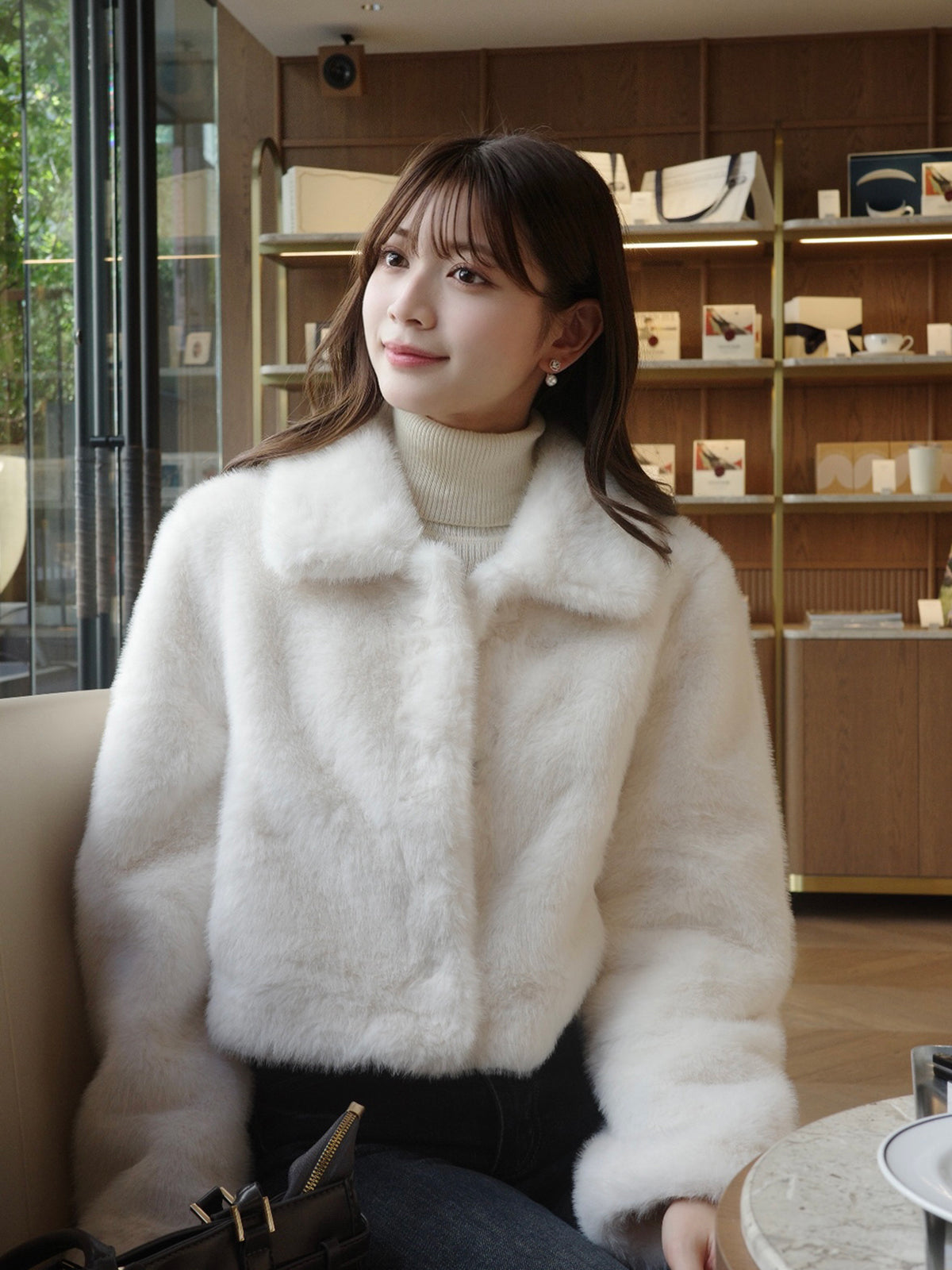 ショートファータッチカラーコート