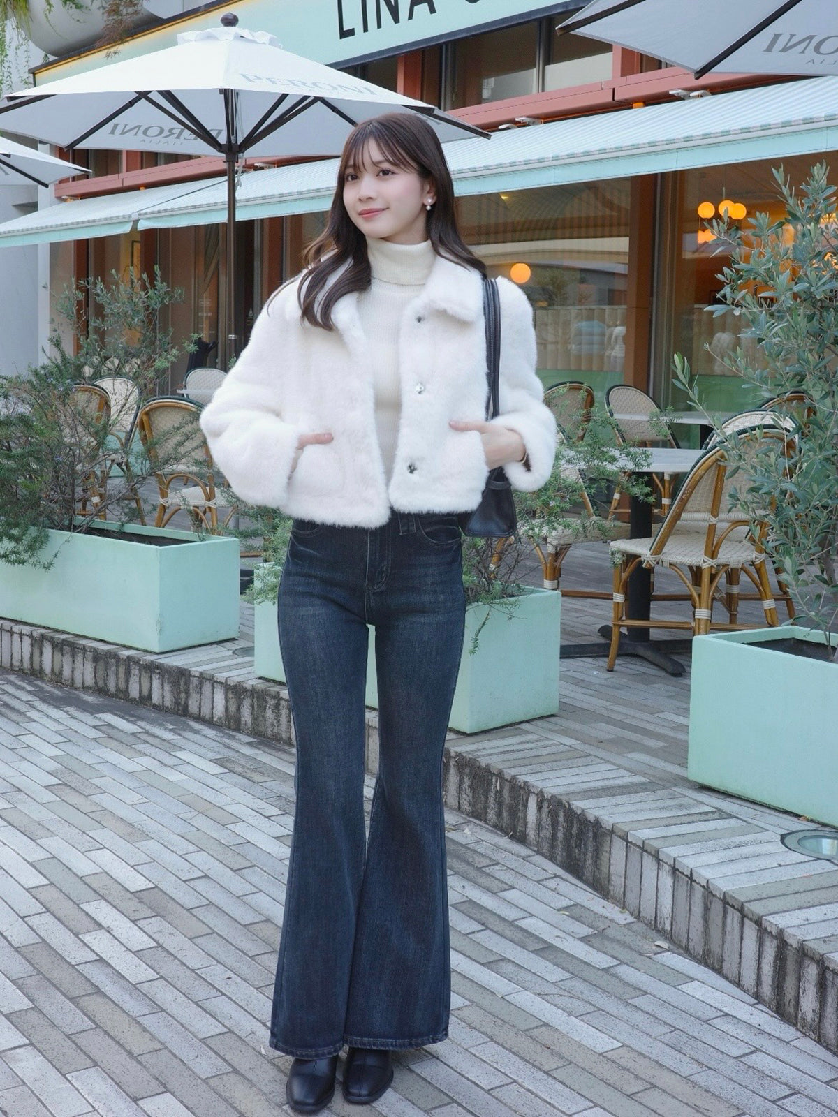 ショートファータッチカラーコート