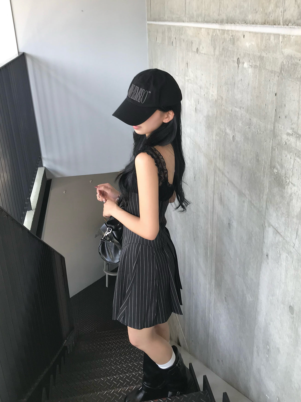 レースストライププリーツミニワンピース