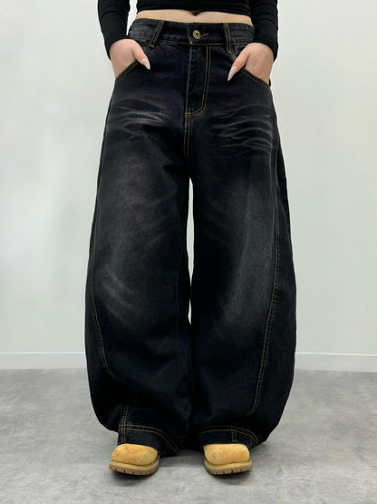 ボリュームカーブシルエットワイドデニムパンツ