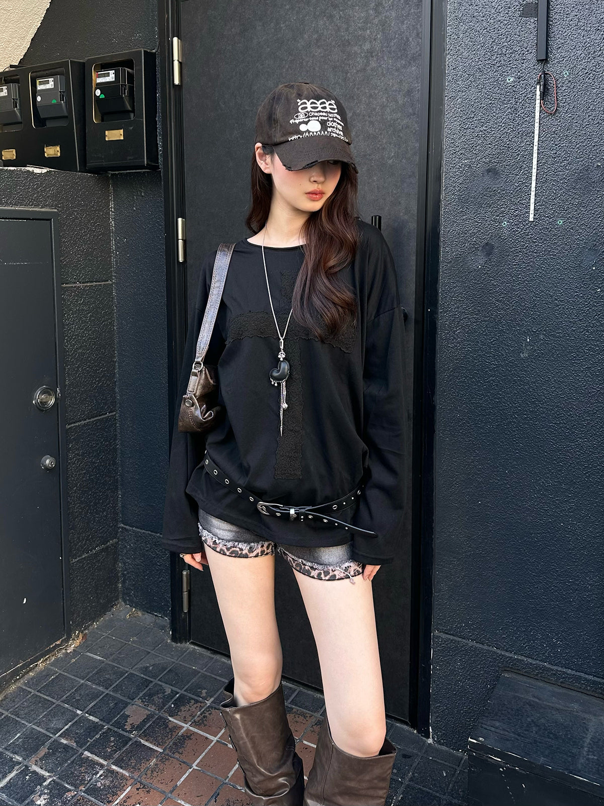 レースクロスロングスリーブTシャツ