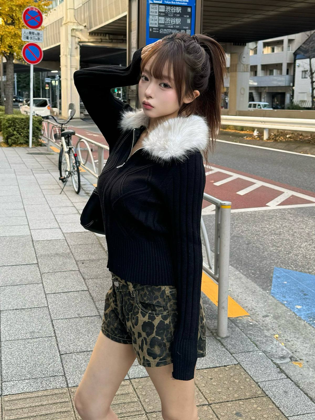 ファータッチカラーダブルジップニット