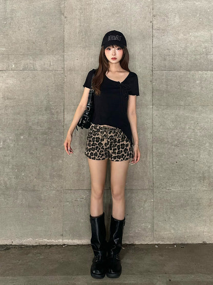 レオパードベルトデニムショートパンツ