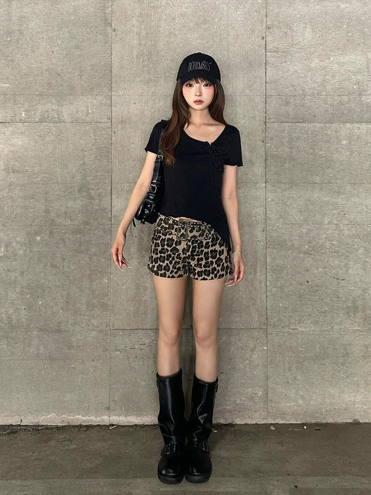 レオパードベルトデニムショートパンツ