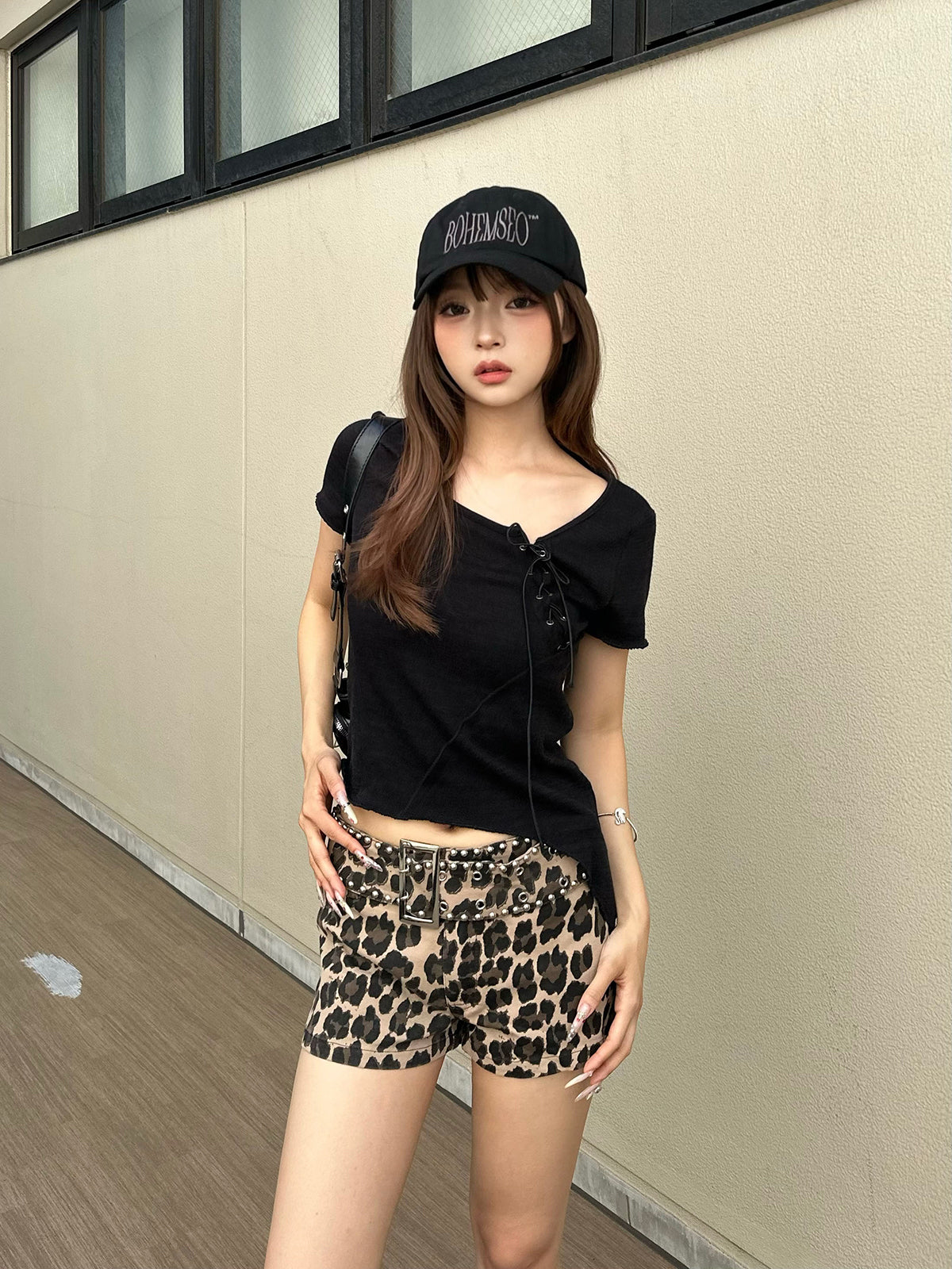 レオパードベルトデニムショートパンツ